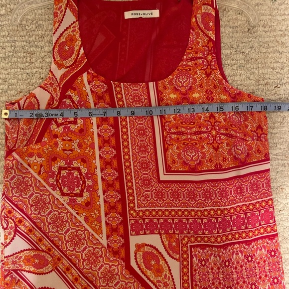 Rose & Olive tank top with bright pattern, paisley, layered - Picture 4 of 6
